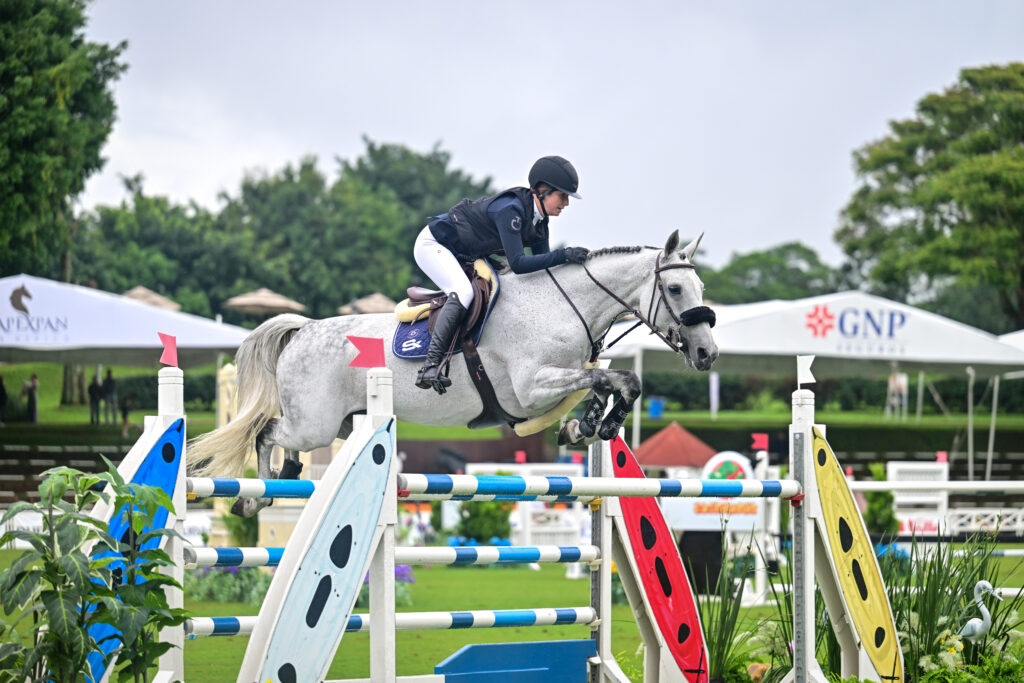 Reaching for the stars at Club Hípico Coapexpan in Mexico