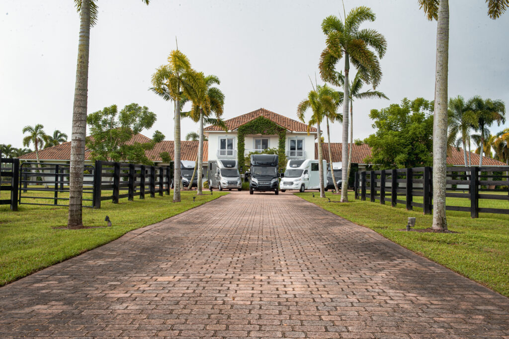 Experience Top Equestrian Facilities at Stephex Stables USA